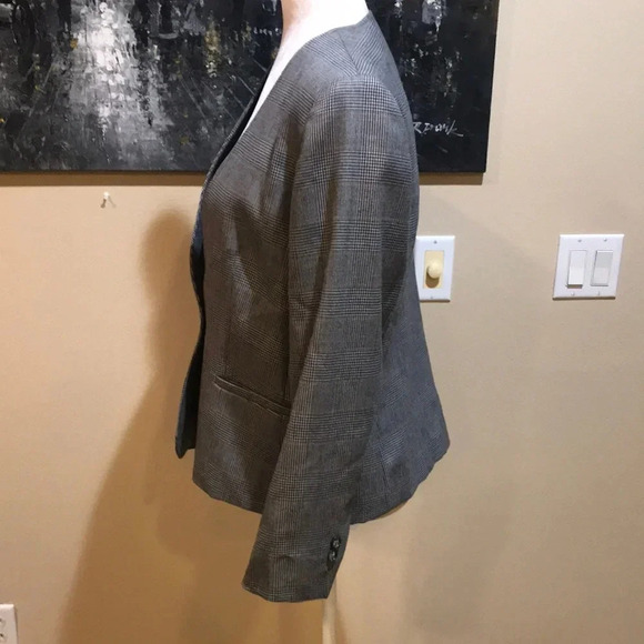 Classica by Evan Picone Fully Lined Gray Plaid Blazer w/Single Button Front-14 - Picture 3 of 7